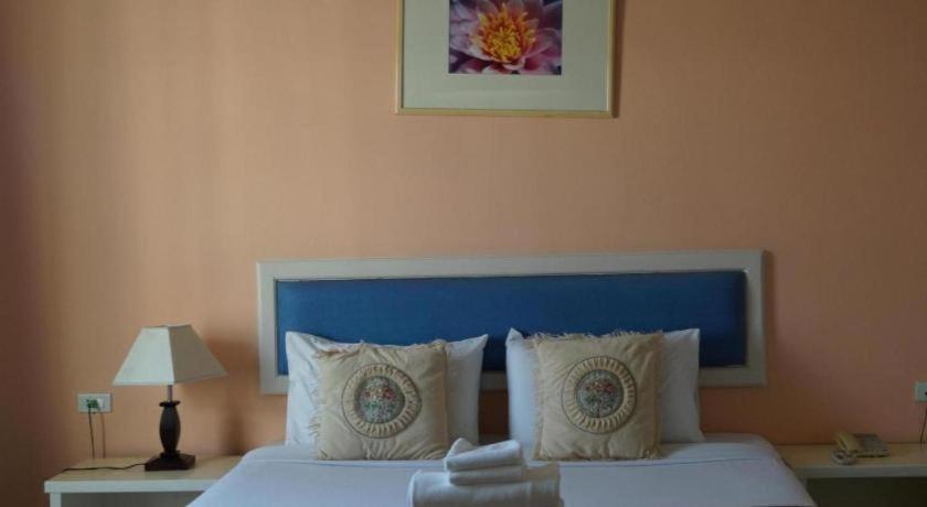 Seng Aroun Hotel Pakse Εξωτερικό φωτογραφία